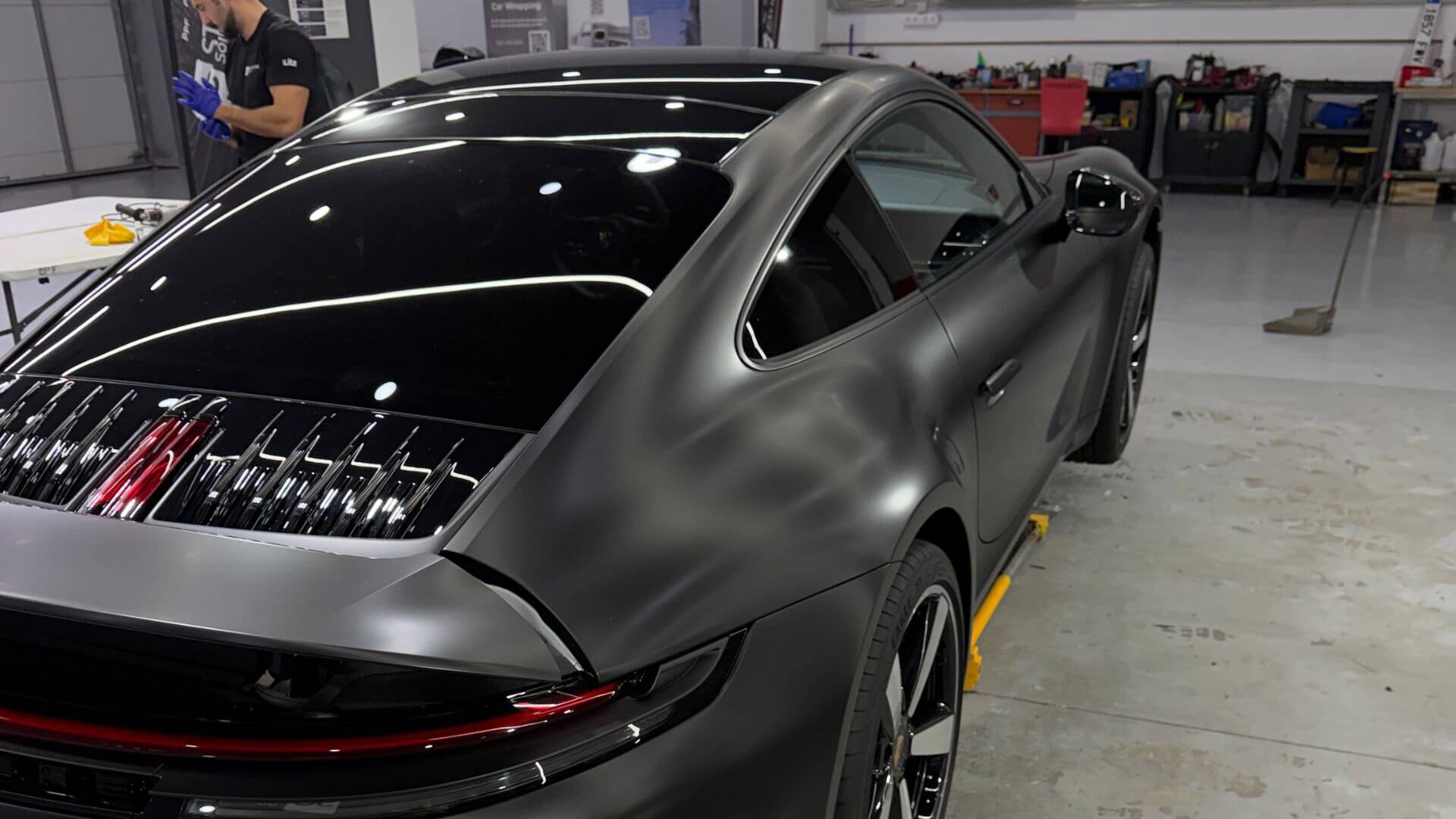Porsche 911 con PPF de Color